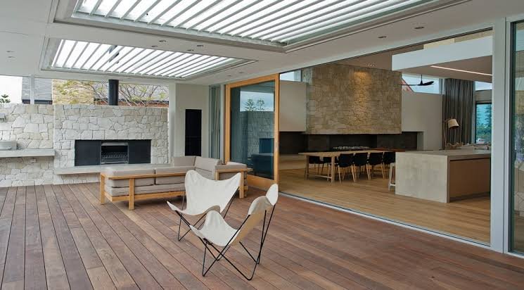 Timber deck connecting indoor and outdoor entertaining areas